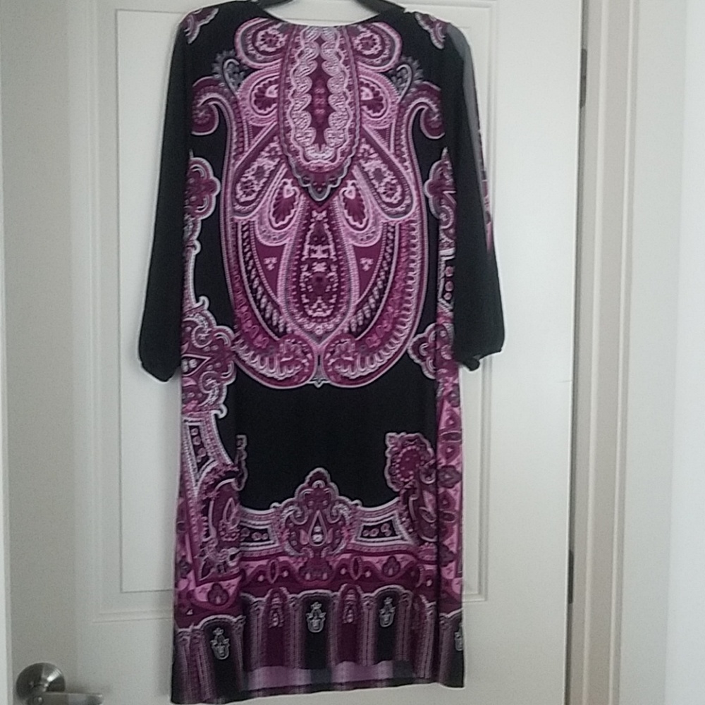 Dress - Picture 6 of 6
